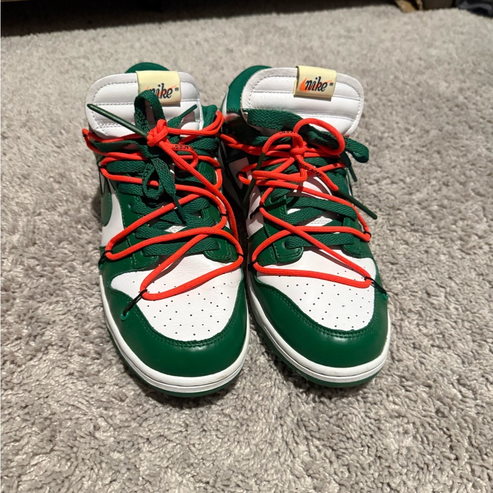 Off white dunks pine green